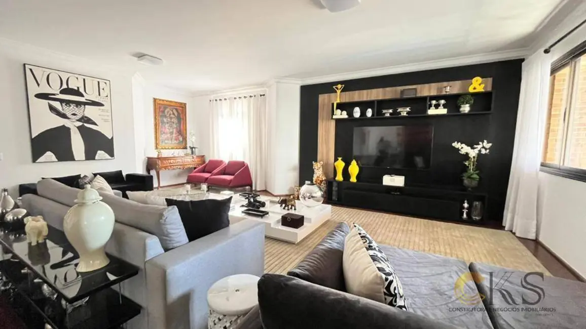 Foto 1 de Apartamento com 4 quartos à venda, 250m2 em Barueri - SP