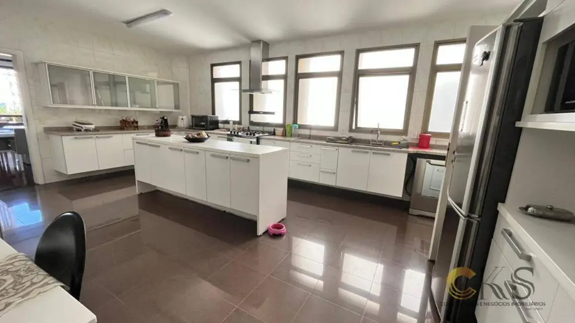 Foto 4 de Apartamento com 4 quartos à venda, 250m2 em Barueri - SP
