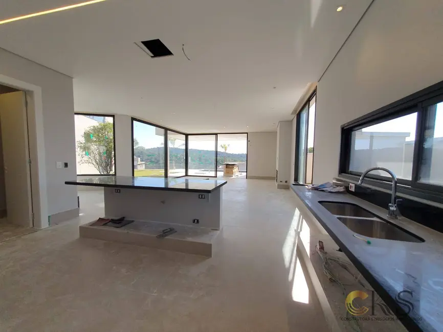 Foto 5 de Casa com 4 quartos à venda, 400m2 em Santana De Parnaiba - SP