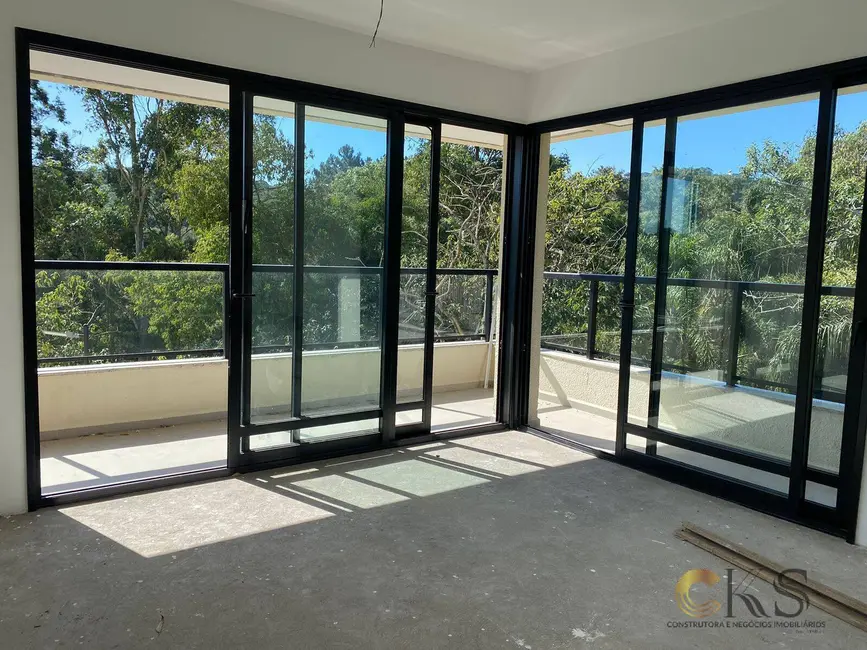 Foto 2 de Casa com 4 quartos à venda, 215m2 em Tanquinho, Santana De Parnaiba - SP