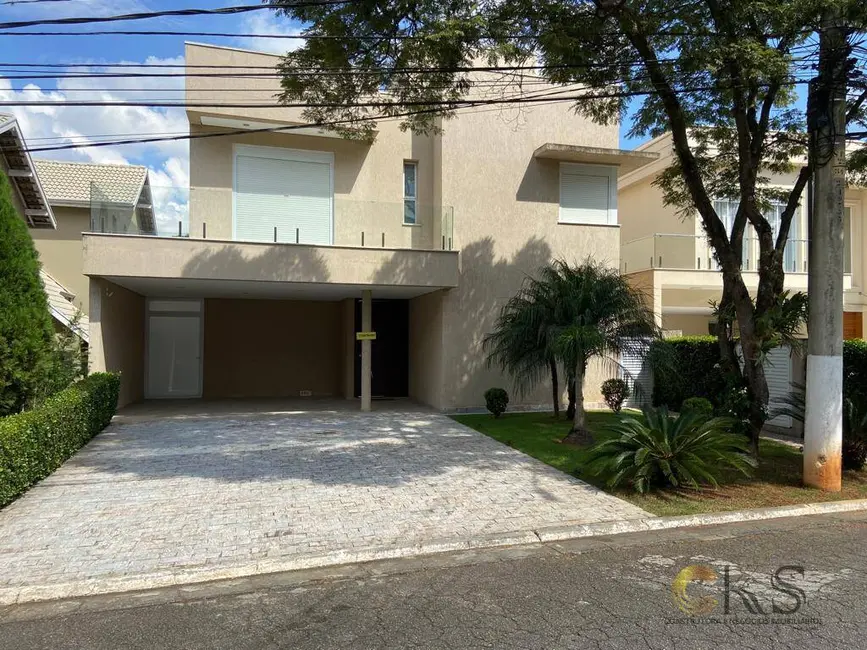 Foto 1 de Casa com 4 quartos à venda, 300m2 em Santana De Parnaiba - SP