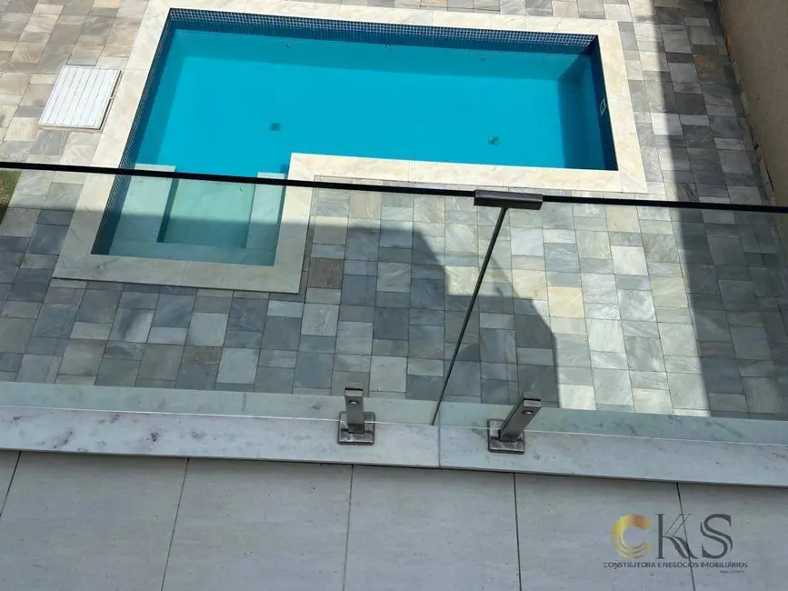 Foto 2 de Casa com 4 quartos à venda, 300m2 em Santana De Parnaiba - SP