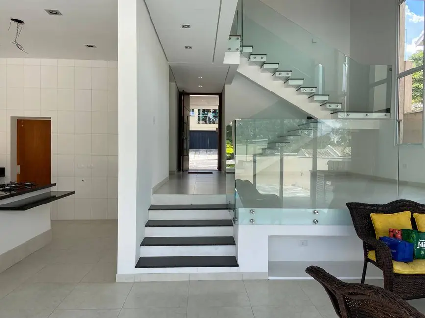 Foto 6 de Casa com 4 quartos à venda, 300m2 em Santana De Parnaiba - SP