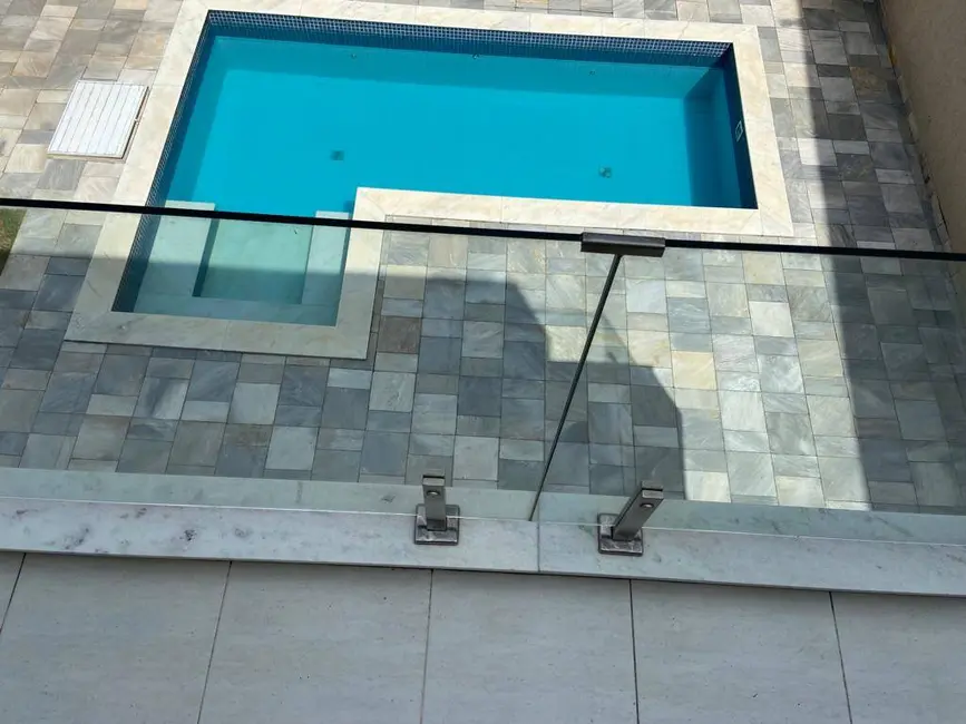 Foto 2 de Casa com 4 quartos à venda, 300m2 em Santana De Parnaiba - SP