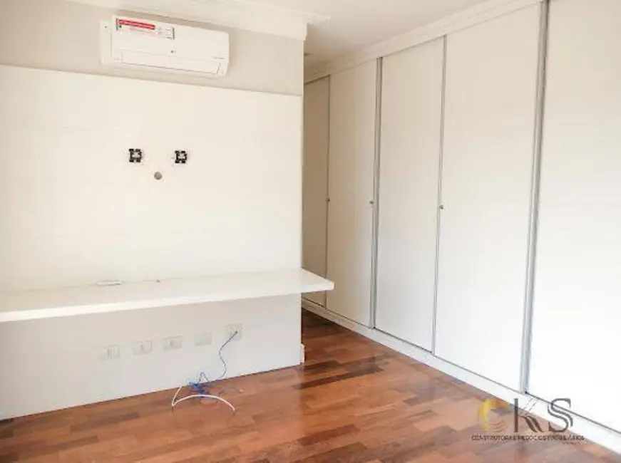 Foto 7 de Casa com 4 quartos para alugar, 490m2 em Santana De Parnaiba - SP