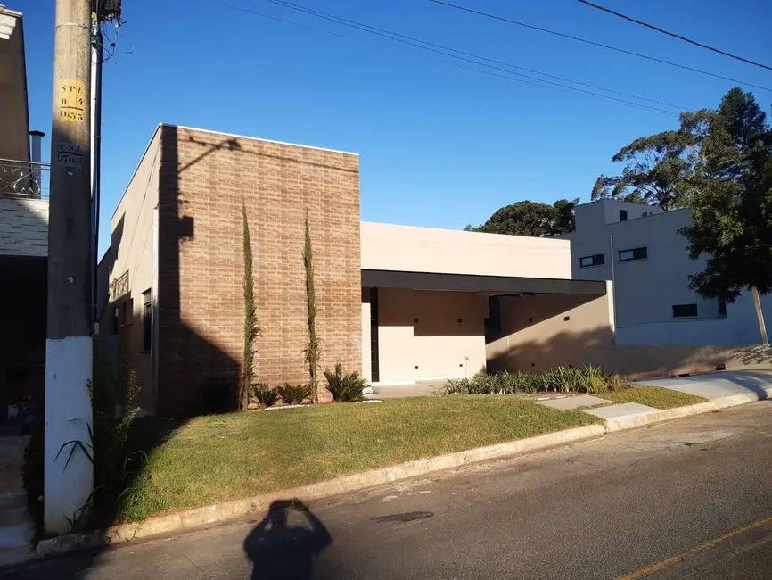 Foto 2 de Casa com 4 quartos à venda, 200m2 em Santana De Parnaiba - SP