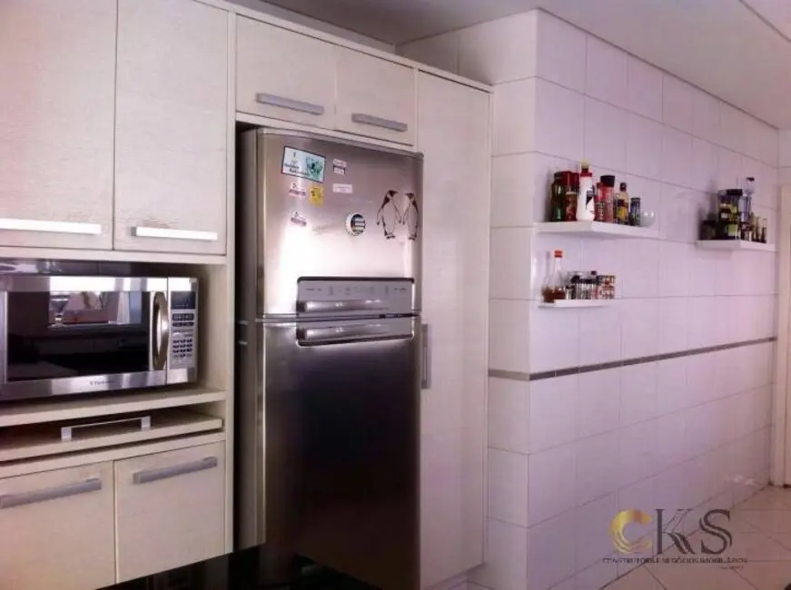 Foto 3 de Casa de Condomínio com 4 quartos para alugar, 355m2 em Alphaville, Santana De Parnaiba - SP