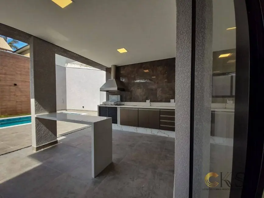 Foto 6 de Casa com 3 quartos à venda e para alugar, 330m2 em Santana De Parnaiba - SP