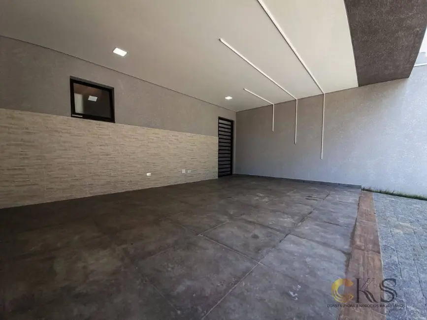 Foto 3 de Casa com 3 quartos à venda e para alugar, 330m2 em Santana De Parnaiba - SP