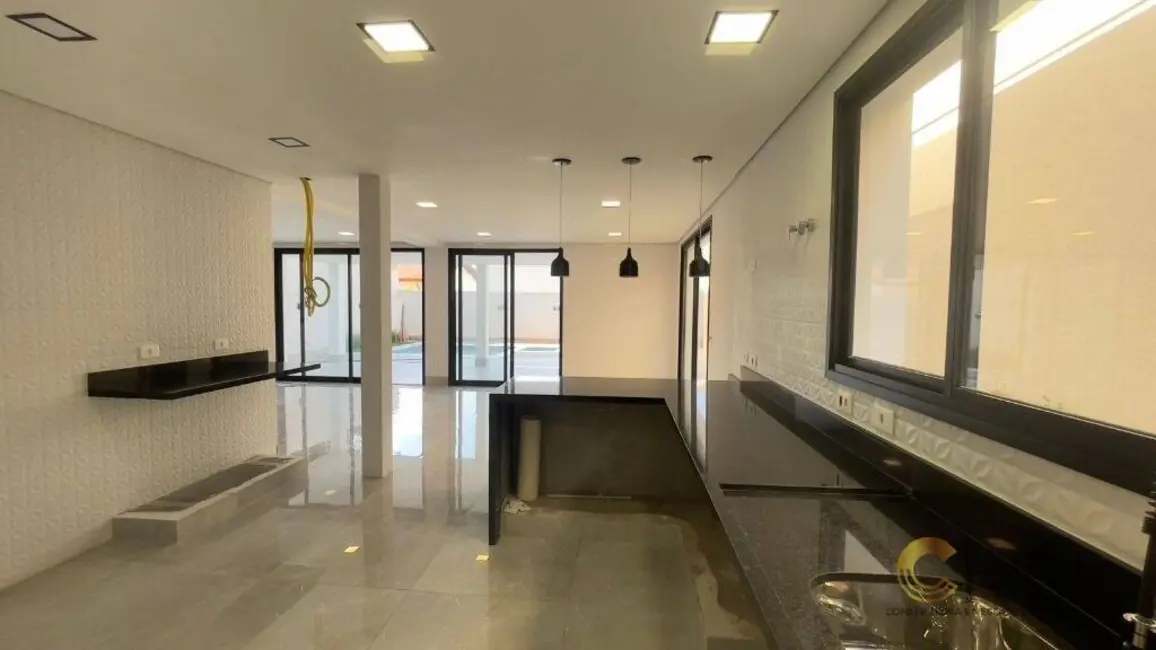 Foto 8 de Casa com 3 quartos à venda, 310m2 em Santana De Parnaiba - SP