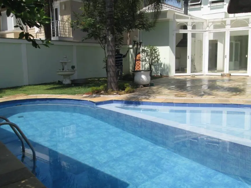 Casa com 4 quartos à venda e para alugar, 500m2 em Santana De Parnaiba - SP - imagem 7 Foto 7 de Casa com 4 quartos à venda e para alugar, 500m2 em Santana De Parnaiba - SP