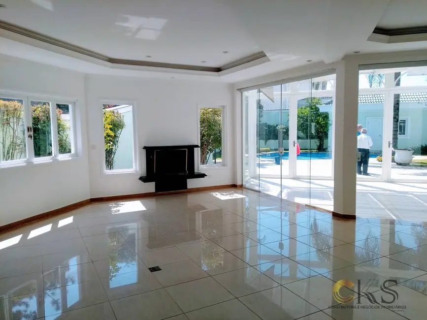 Foto 4 de Casa com 4 quartos à venda e para alugar, 500m2 em Santana De Parnaiba - SP