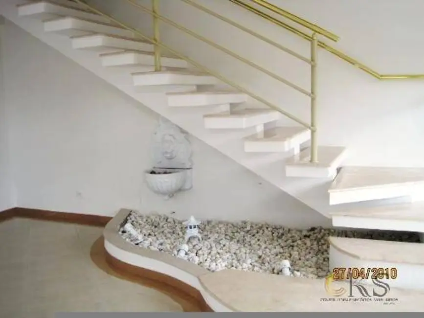 Foto 2 de Casa com 4 quartos à venda e para alugar, 500m2 em Santana De Parnaiba - SP