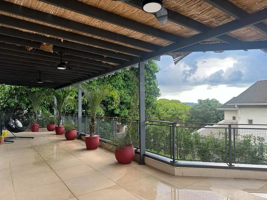 Casa com 6 quartos à venda e para alugar, 600m2 em Alphaville, Santana De Parnaiba - SP - imagem 6 Foto 6 de Casa com 6 quartos à venda e para alugar, 600m2 em Alphaville, Santana De Parnaiba - SP