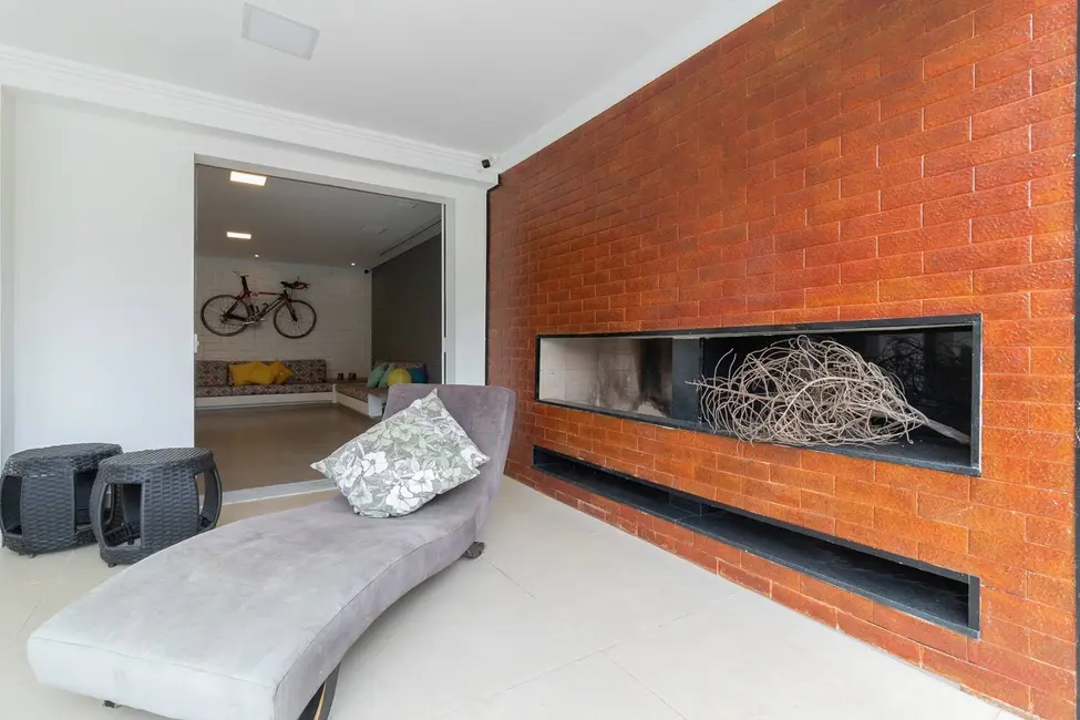 Casa com 6 quartos à venda e para alugar, 600m2 em Alphaville, Santana De Parnaiba - SP - imagem 7 Foto 7 de Casa com 6 quartos à venda e para alugar, 600m2 em Alphaville, Santana De Parnaiba - SP