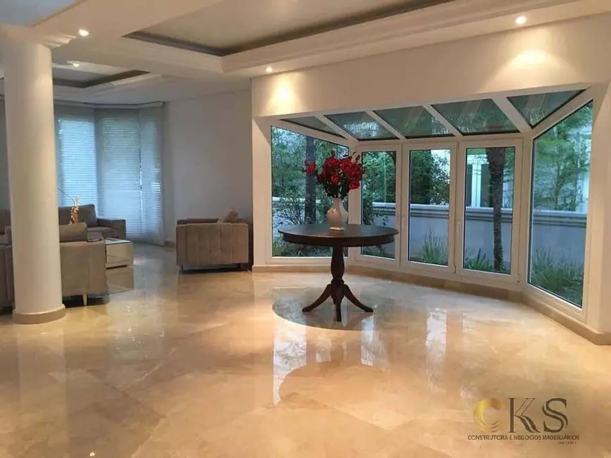 Casa com 5 quartos para alugar, 620m2 em Santana De Parnaiba - SP - imagem 7 Foto 7 de Casa com 5 quartos para alugar, 620m2 em Santana De Parnaiba - SP