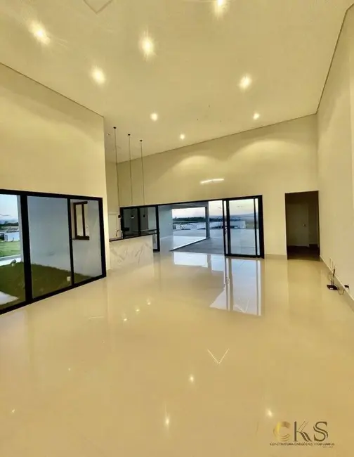 Foto 4 de Casa com 4 quartos à venda, 360m2 em Kurumin, Itu - SP
