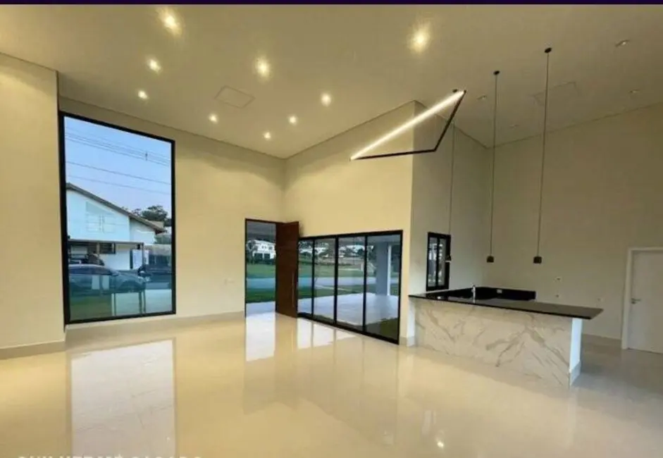 Foto 6 de Casa com 4 quartos à venda, 360m2 em Kurumin, Itu - SP