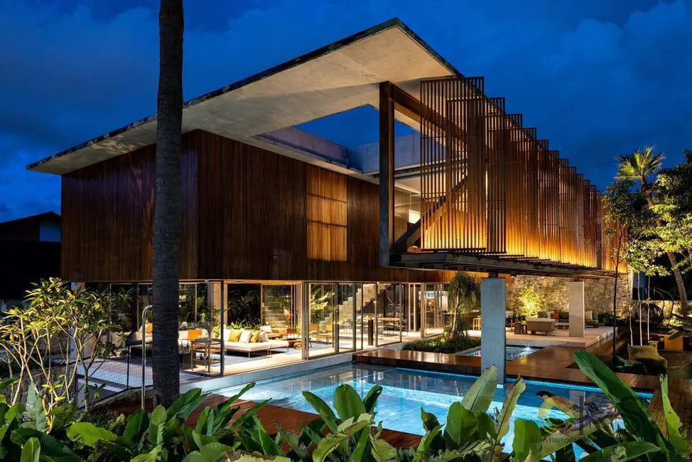 Foto 1 de Casa com 4 quartos à venda, 721m2 em Barueri - SP