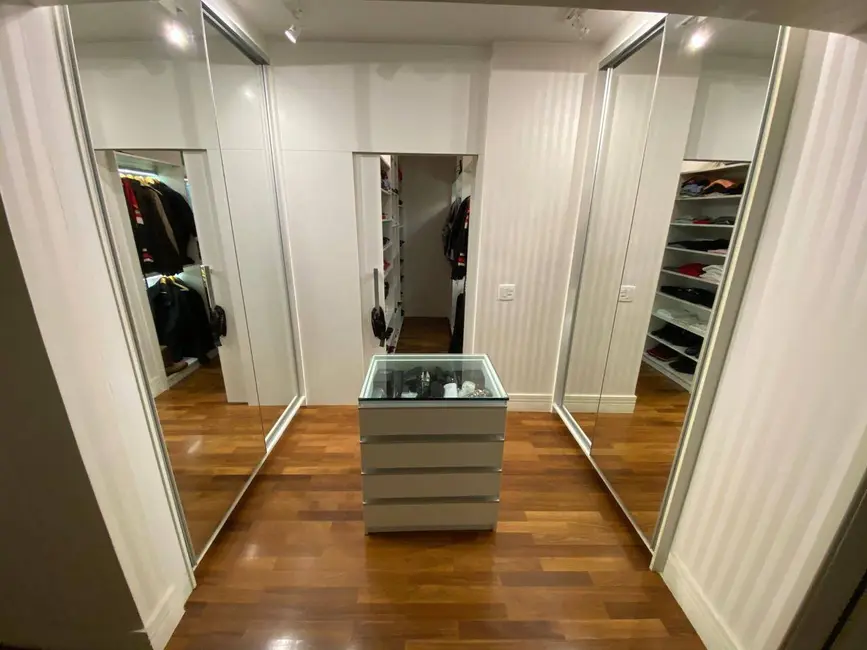 Foto 9 de Apartamento com 4 quartos à venda, 288m2 em Barueri - SP