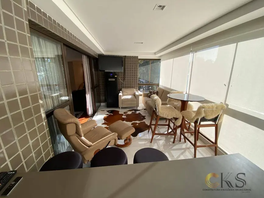 Foto 2 de Apartamento com 4 quartos à venda, 288m2 em Barueri - SP