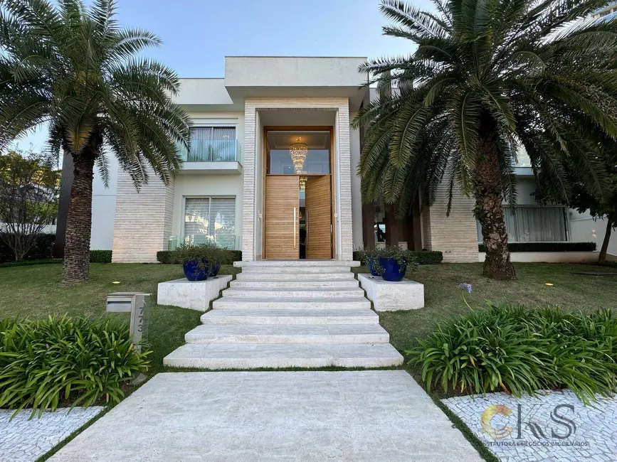 Foto 4 de Casa com 5 quartos à venda, 1160m2 em Alphaville Residencial Um, Barueri - SP