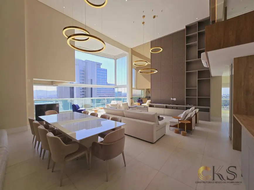 Apartamento com 4 quartos à venda, 330m2 em Alphaville Empresarial, Barueri - SP - imagem 3 Foto 3 de Apartamento com 4 quartos à venda, 330m2 em Alphaville Empresarial, Barueri - SP