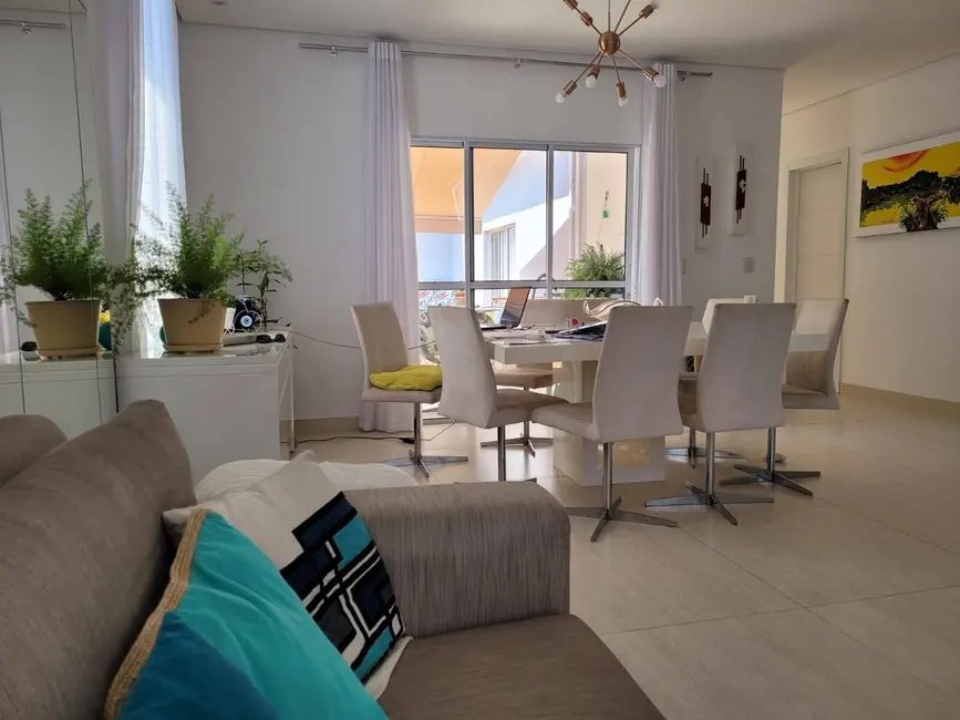 Foto 5 de Casa com 4 quartos à venda, 265m2 em Santana De Parnaiba - SP