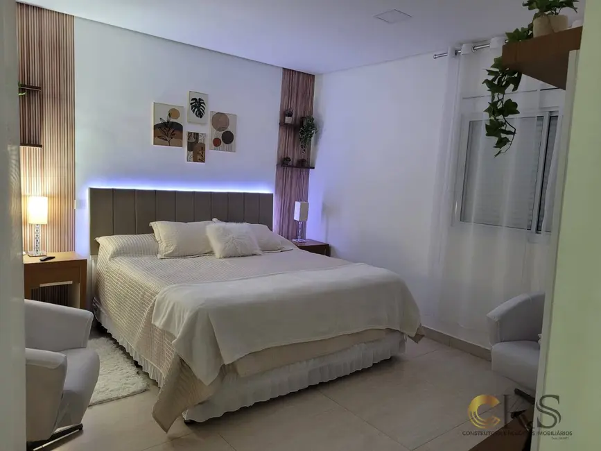 Foto 4 de Casa com 4 quartos à venda, 265m2 em Santana De Parnaiba - SP