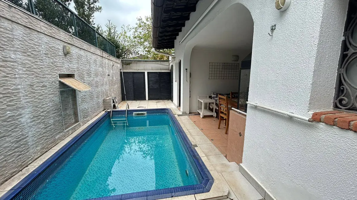 Casa com 4 quartos à venda, 436m2 em Alphaville, Santana De Parnaiba - SP - imagem 9 Foto 9 de Casa com 4 quartos à venda, 436m2 em Alphaville, Santana De Parnaiba - SP
