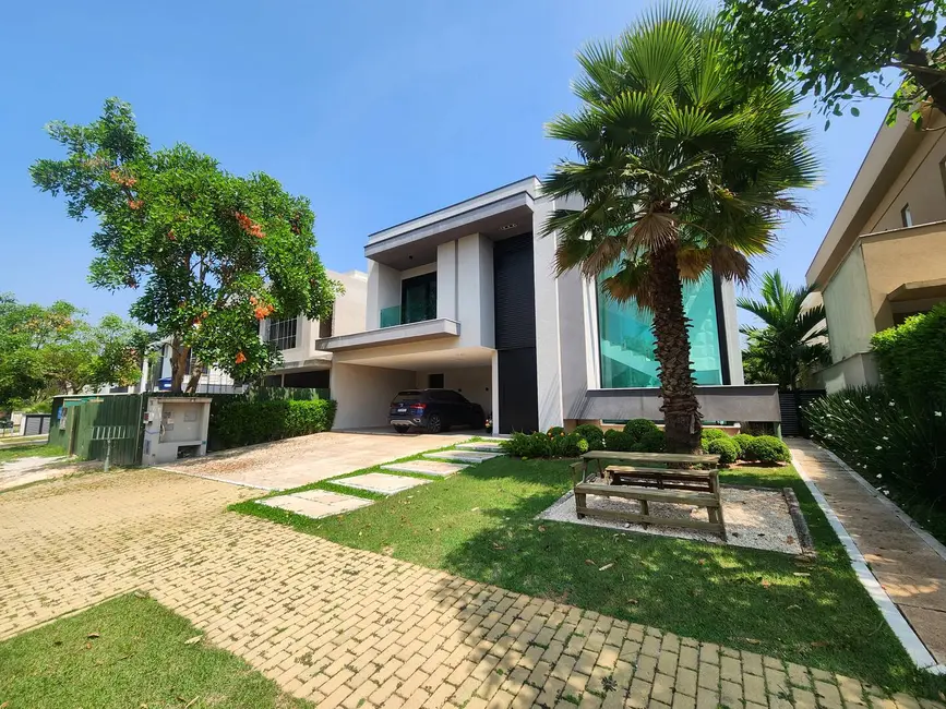 Foto 1 de Casa com 4 quartos à venda, 380m2 em Santana De Parnaiba - SP