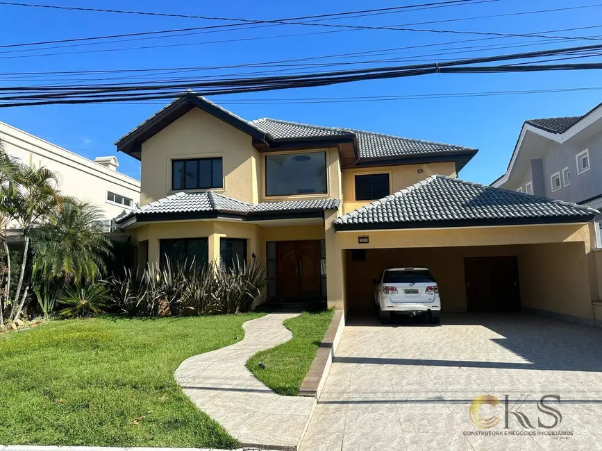 Foto 1 de Casa com 4 quartos à venda, 460m2 em Santana De Parnaiba - SP