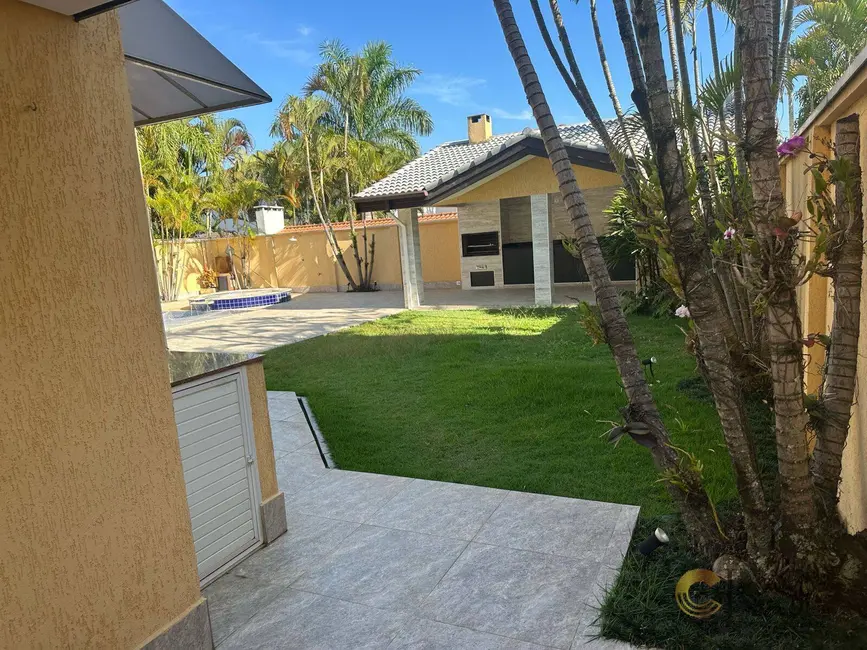 Foto 2 de Casa com 4 quartos à venda, 460m2 em Santana De Parnaiba - SP