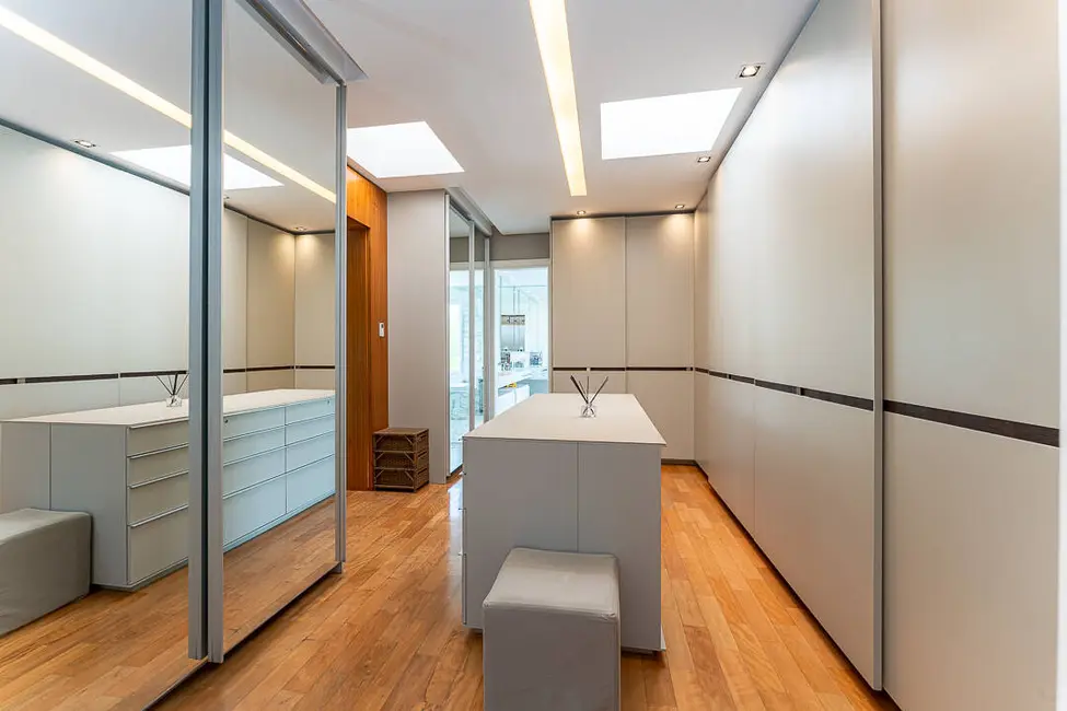 Foto 3 de Casa com 4 quartos à venda, 740m2 em Alphaville Residencial Um, Barueri - SP