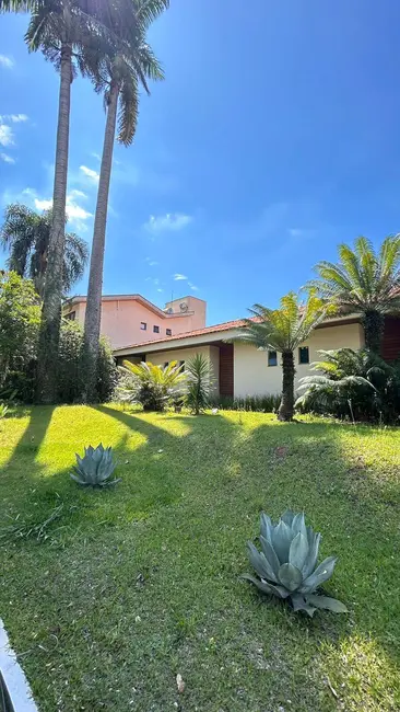 Casa com 4 quartos à venda e para alugar, 481m2 em Alphaville, Santana De Parnaiba - SP - imagem 4 Foto 4 de Casa com 4 quartos à venda e para alugar, 481m2 em Alphaville, Santana De Parnaiba - SP