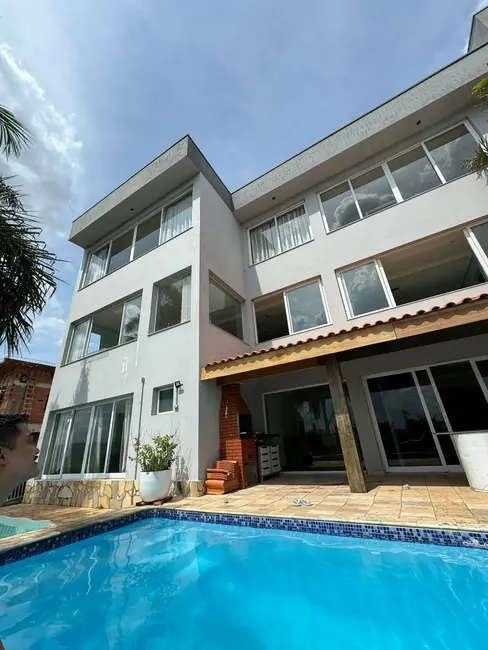 Foto 2 de Casa com 5 quartos à venda, 420m2 em Pardinho - SP