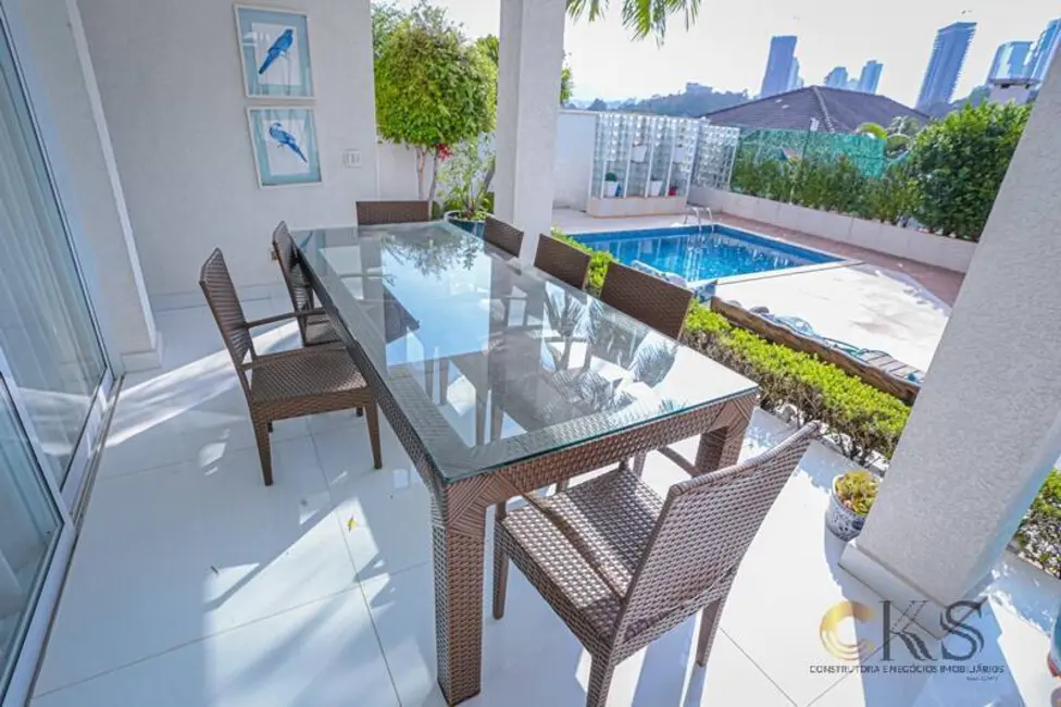 Foto 3 de Casa com 4 quartos à venda e para alugar, 525m2 em Alphaville Residencial Dois, Barueri - SP