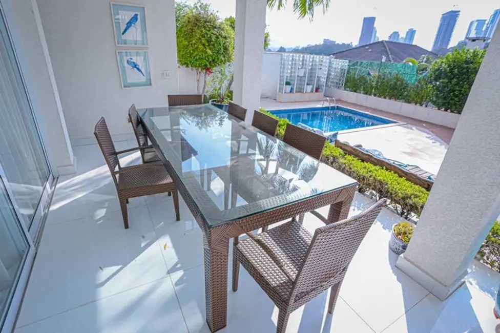 Foto 3 de Casa com 4 quartos à venda e para alugar, 525m2 em Alphaville Residencial Dois, Barueri - SP