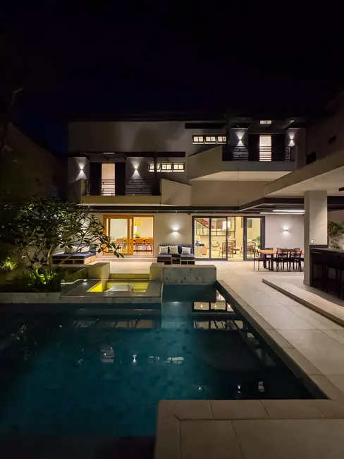 Foto 4 de Casa com 4 quartos à venda, 385m2 em Santana De Parnaiba - SP