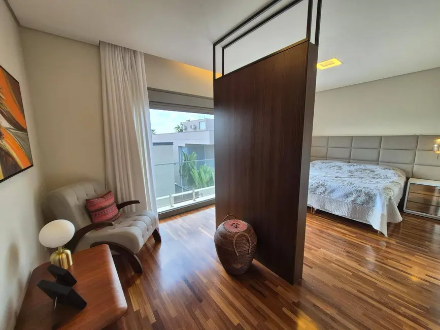 Foto 5 de Casa com 5 quartos à venda, 407m2 em Santana De Parnaiba - SP