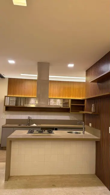 Foto 4 de Casa com 4 quartos à venda, 434m2 em Barueri - SP