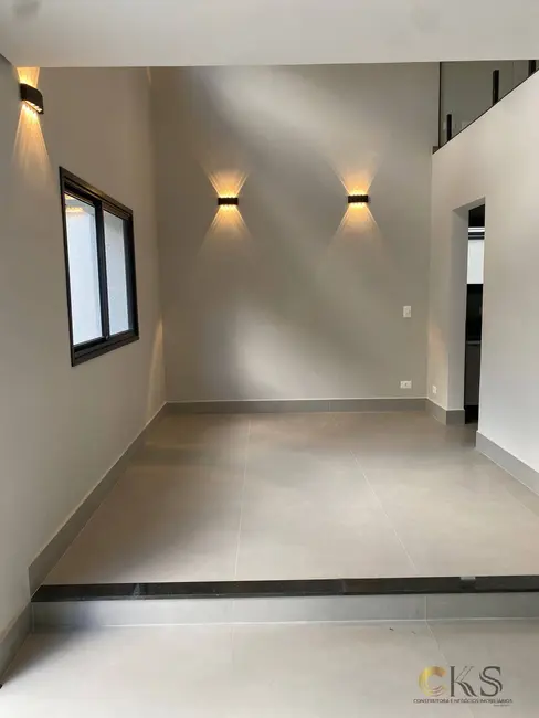 Foto 7 de Casa com 4 quartos à venda, 257m2 em Santana De Parnaiba - SP