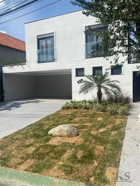 Foto 1 de Casa com 4 quartos à venda, 257m2 em Santana De Parnaiba - SP