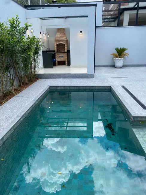 Foto 2 de Casa com 4 quartos à venda, 257m2 em Santana De Parnaiba - SP