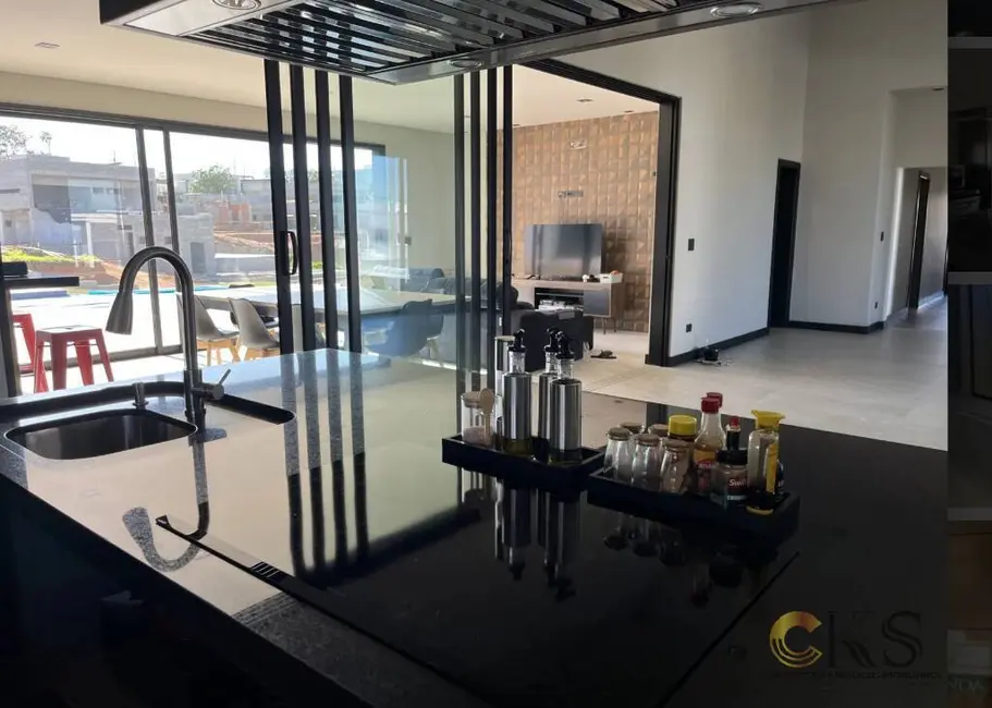 Casa com 4 quartos à venda, 380m2 em Kurumin, Itu - SP - imagem 5 Foto 5 de Casa com 4 quartos à venda, 380m2 em Kurumin, Itu - SP