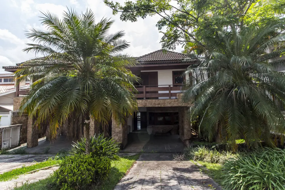 Foto 2 de Casa com 4 quartos à venda e para alugar, 635m2 em Santana De Parnaiba - SP