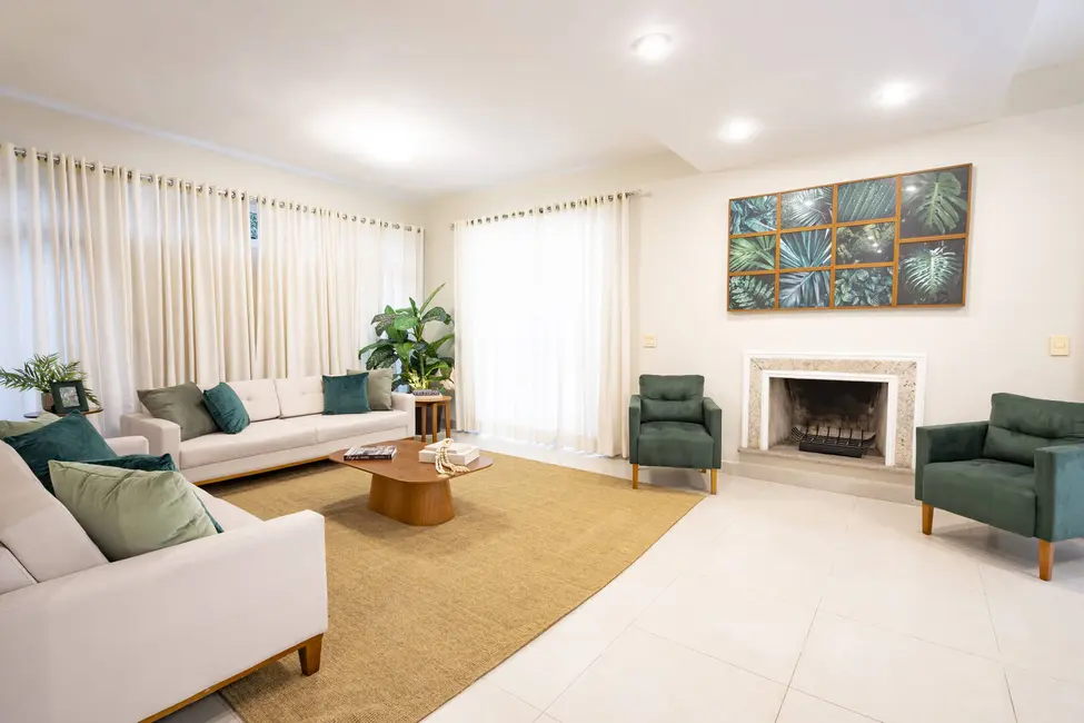 Foto 4 de Casa com 4 quartos à venda, 326m2 em Santana De Parnaiba - SP