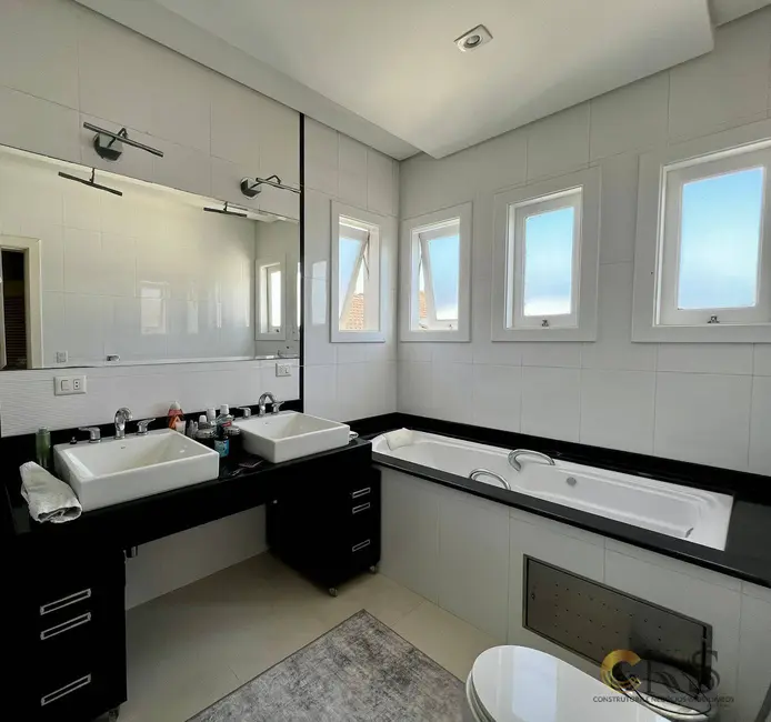 Foto 7 de Casa com 4 quartos à venda, 397m2 em Santana De Parnaiba - SP