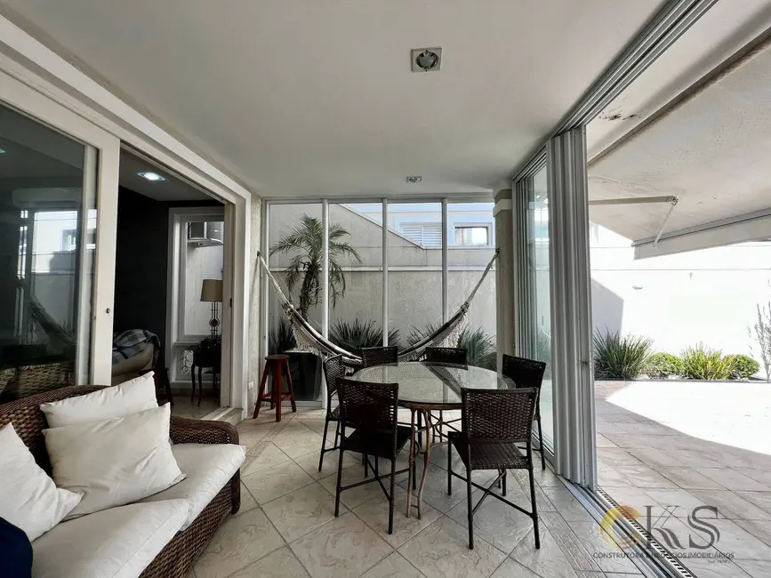 Foto 8 de Casa com 4 quartos à venda, 397m2 em Santana De Parnaiba - SP