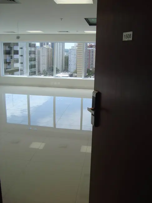 Foto 8 de Sala Comercial à venda, 64m2 em Barueri - SP